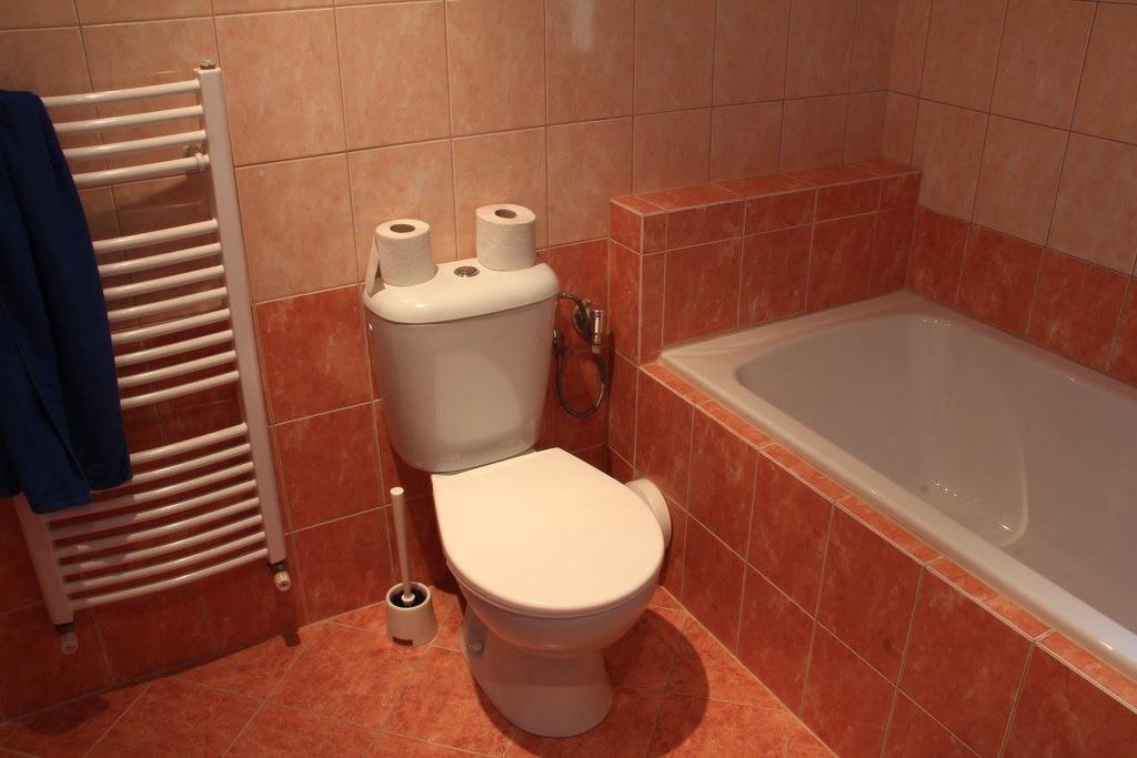 Hostel Narva ブラチスラヴァ エクステリア 写真