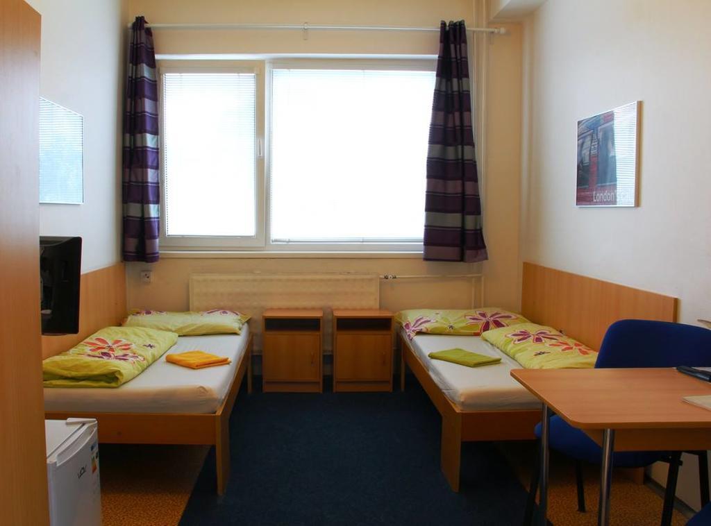 Hostel Narva ブラチスラヴァ エクステリア 写真
